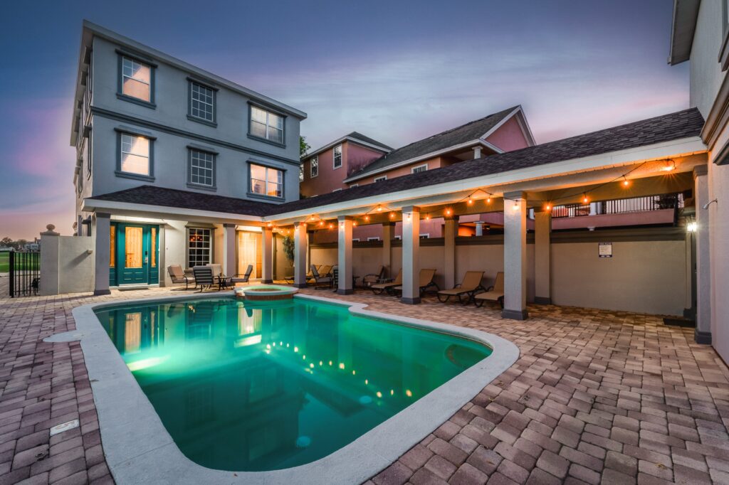 Florida vacation rental partnership program